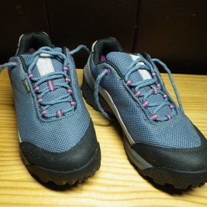 Patagonia Vibram Sole Hiking Shoes Low Boots in Blue Size Gore-tex Storm - Sz 7